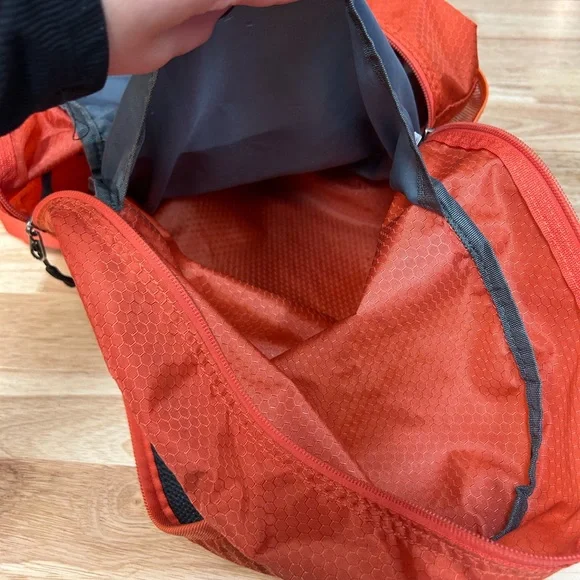 Neekfox 35L hiking travel backpack - Picture 10 of 11